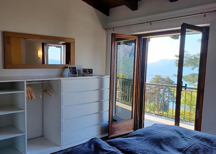 Rustic With Views Feriehus Trarego